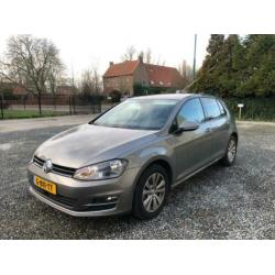 Volkswagen Golf 1.2 TSI 110pk Connected SR DSG AUTOMAAT