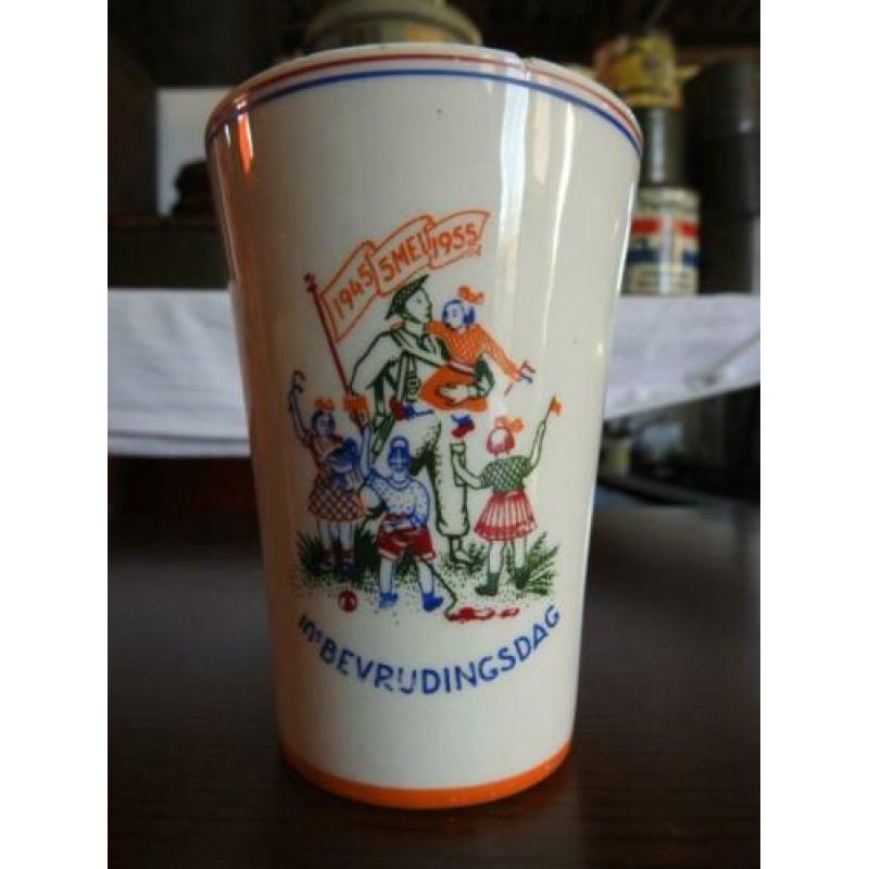 Bevrijdingsbeker 10 jaar vrijheid! / Mok 25 jaar bevrijding