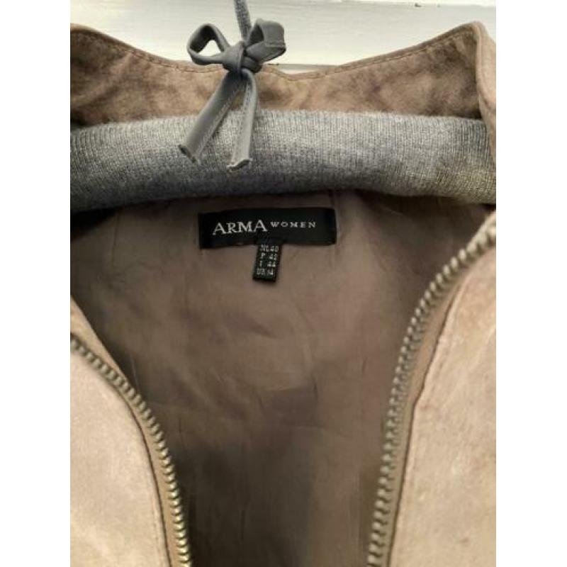 Suède jasje merk Arma, maat 40