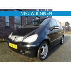 Mercedes-Benz a 190 avantgarde benzine lang