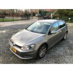 Volkswagen Golf 1.2 TSI 110pk Connected SR DSG AUTOMAAT