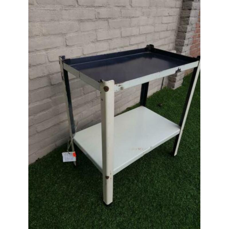 Industriële vintage stalen bijzettafel trolley tv kastje