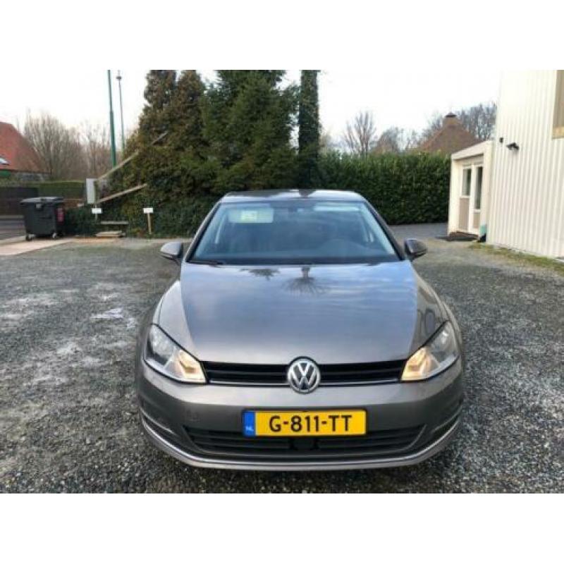 Volkswagen Golf 1.2 TSI 110pk Connected SR DSG AUTOMAAT