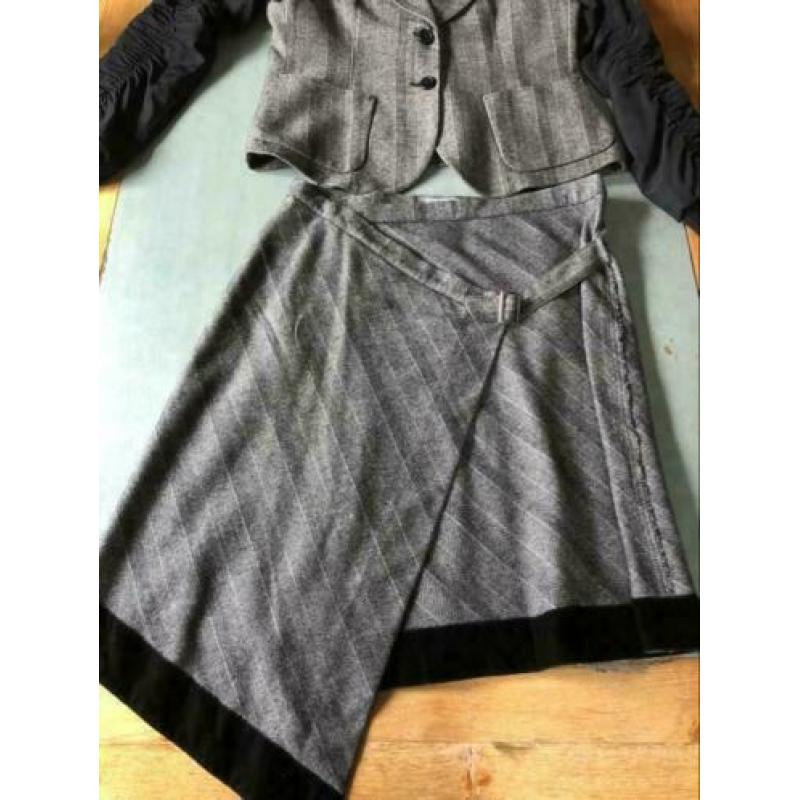 Summum blazer en rok maat 40