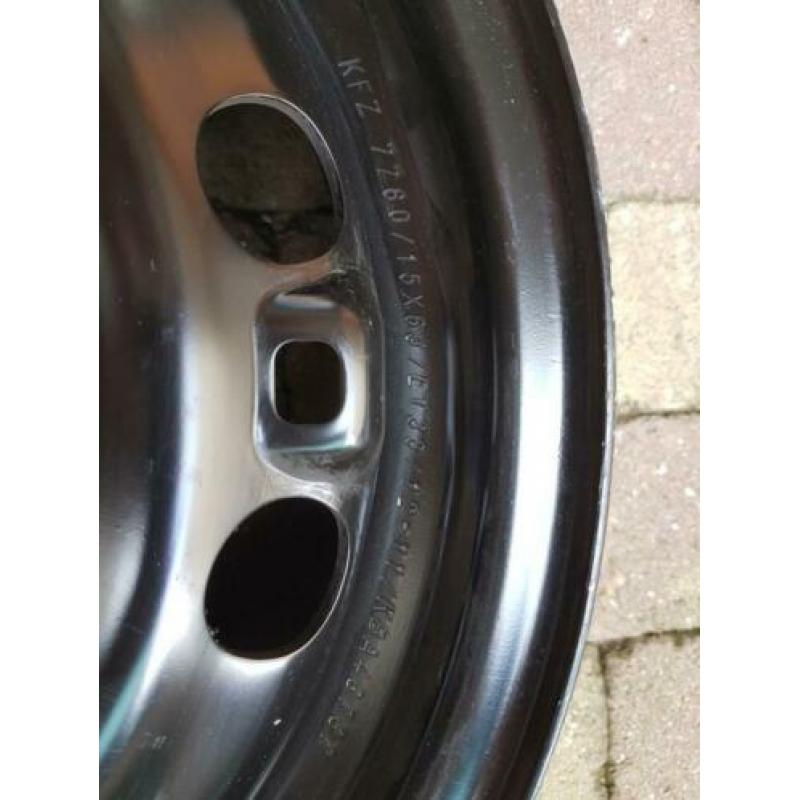 TE KOOP: WINTERBANDEN Continental "WintercontactTS 860"
