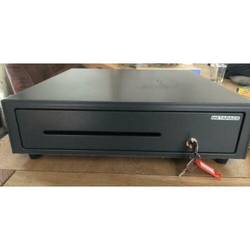 Metapace K1 kassa lade