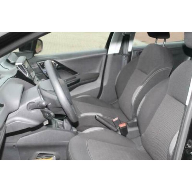 PEUGEOT 208 1.2 Puretech 82pk 5D Active