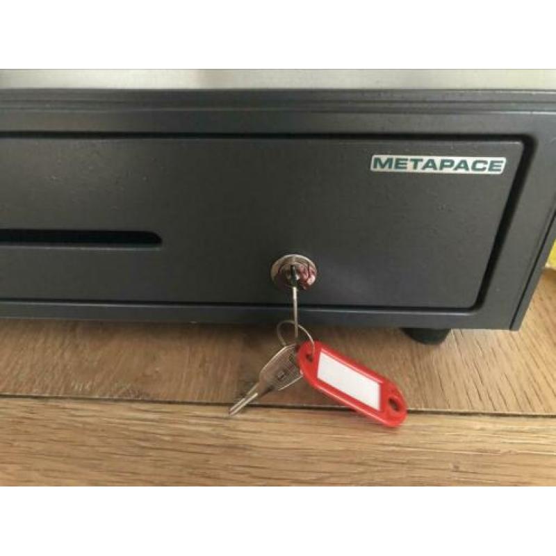 Metapace K1 kassa lade