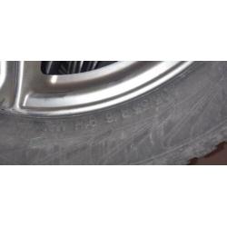 Dezent, lichtmetalen velgen, 205/55R16, Snowtrac 3
