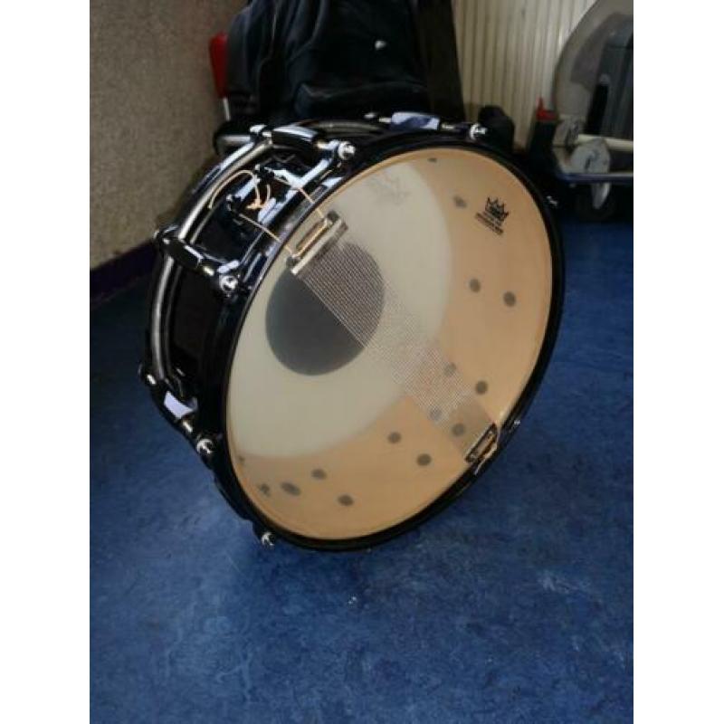 Pearl Masters Custom Extra 22/10/12/14/16/14sn (MRX serie)