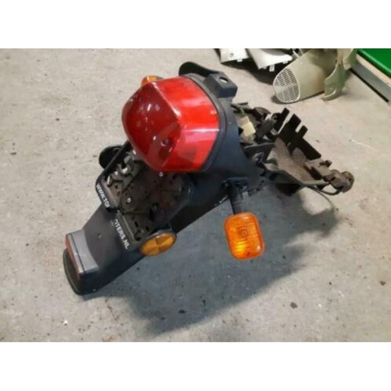 Honda Scoopy achterlicht / achterspatbord / underseat/bobine