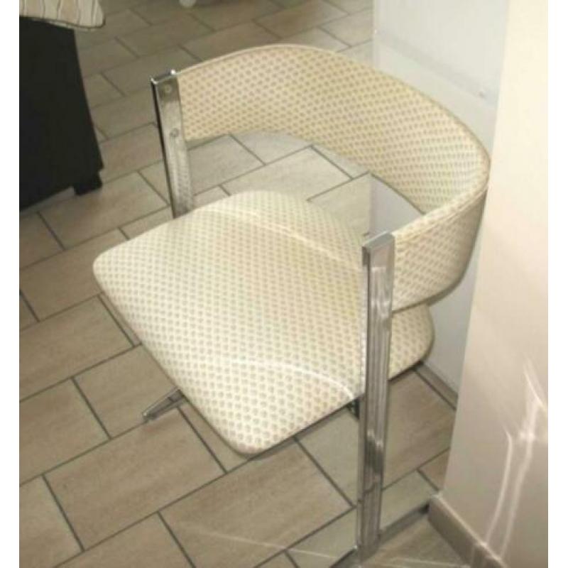 Vier speciale vintage design (eetkamer)stoelen