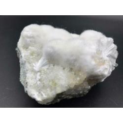 Zeoliet apofyliet okeniet mineralen edelstenen gems