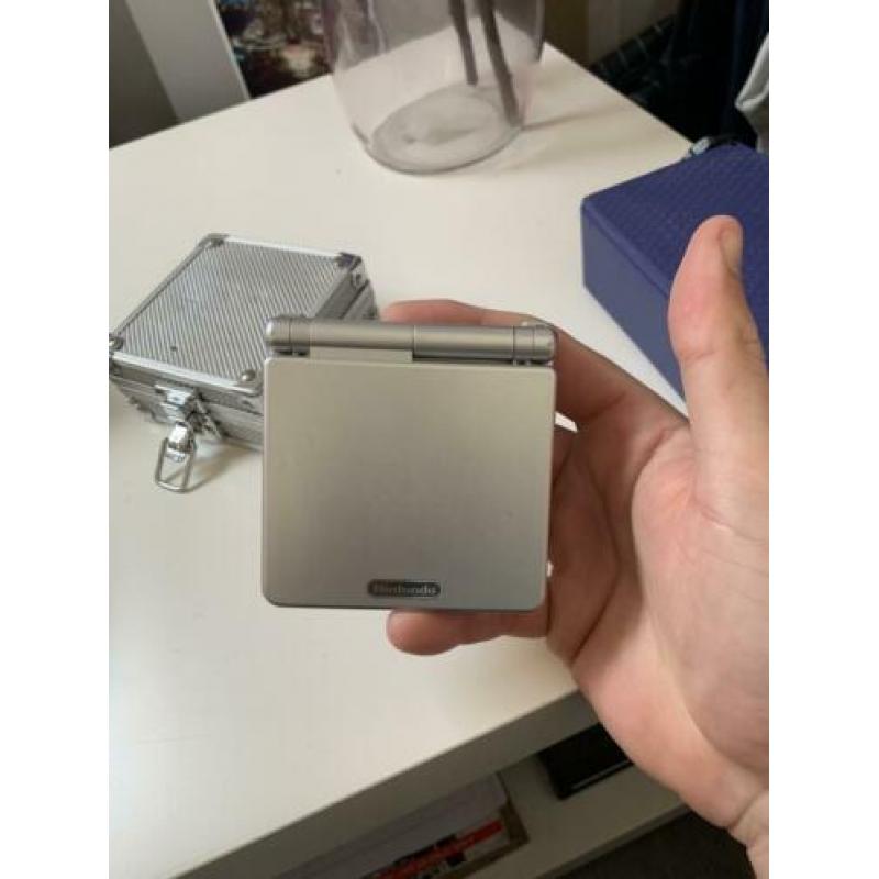 Nintendo SP