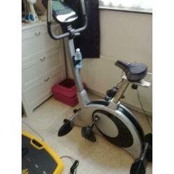 Hometrainer zelden gebruikt.