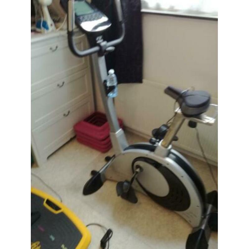 Hometrainer zelden gebruikt.