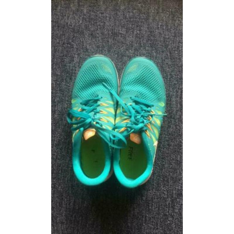 Nike Sport hardloop schoenen blauw 38,5 ZGAN