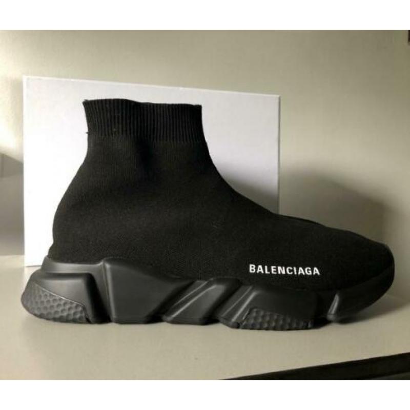 Balenciaga speedrunner 43