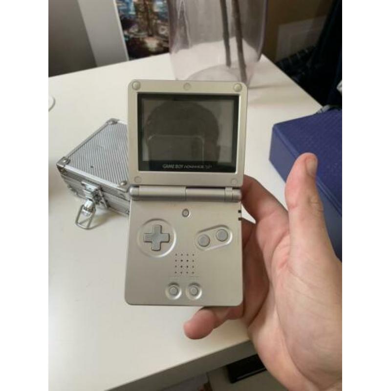 Nintendo SP