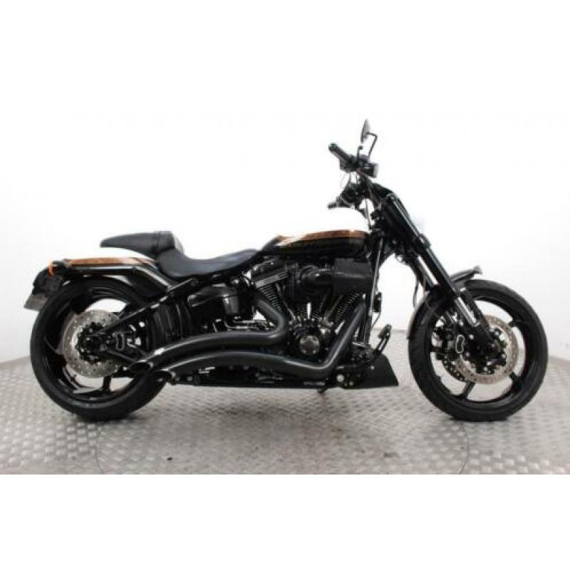 Harley-Davidson FXSBSE Softail CVO Pro Street (bj 2016)