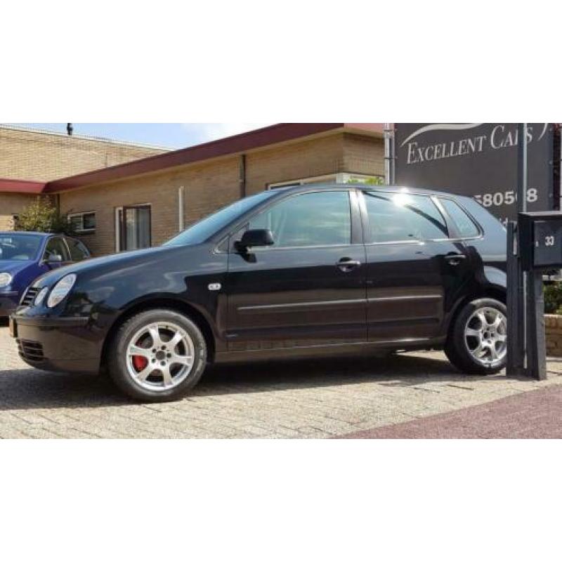 Volkswagen Polo 1.2-12V 5-drs Airco/Sportvelgen/Nw.APK/124dk