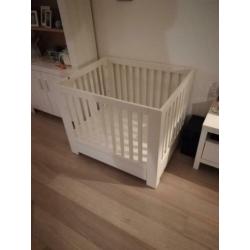 Witte box Alaska met lade en boxkleed