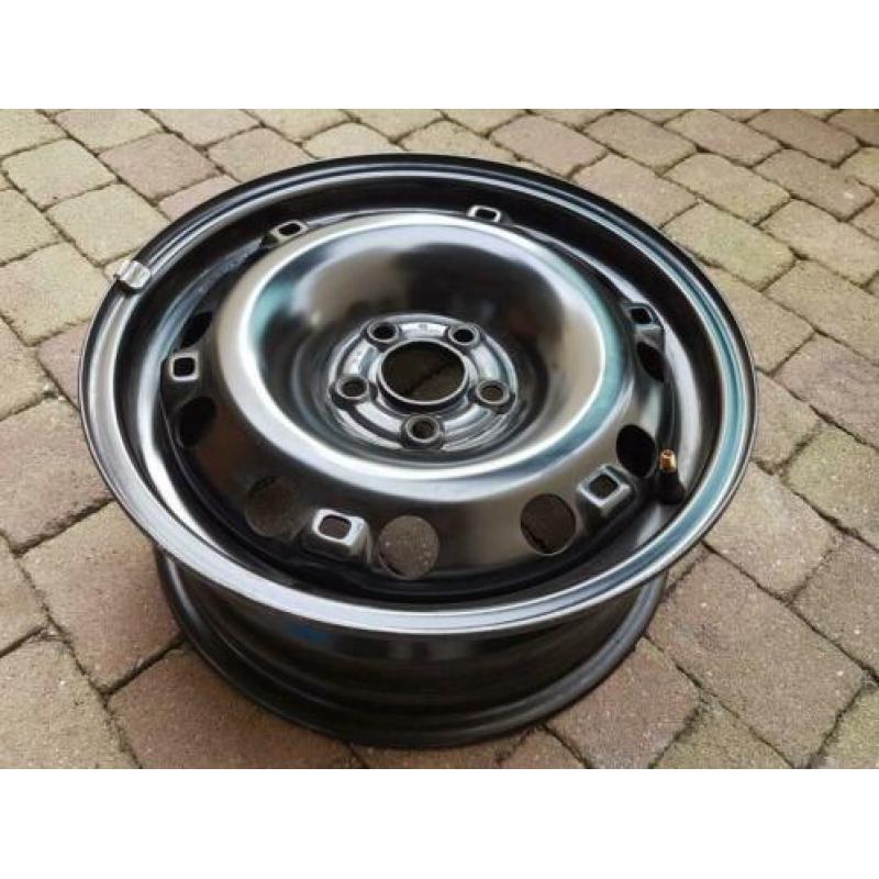 TE KOOP: WINTERBANDEN Continental "WintercontactTS 860"