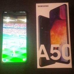 Samsung Galaxy A50 zwart