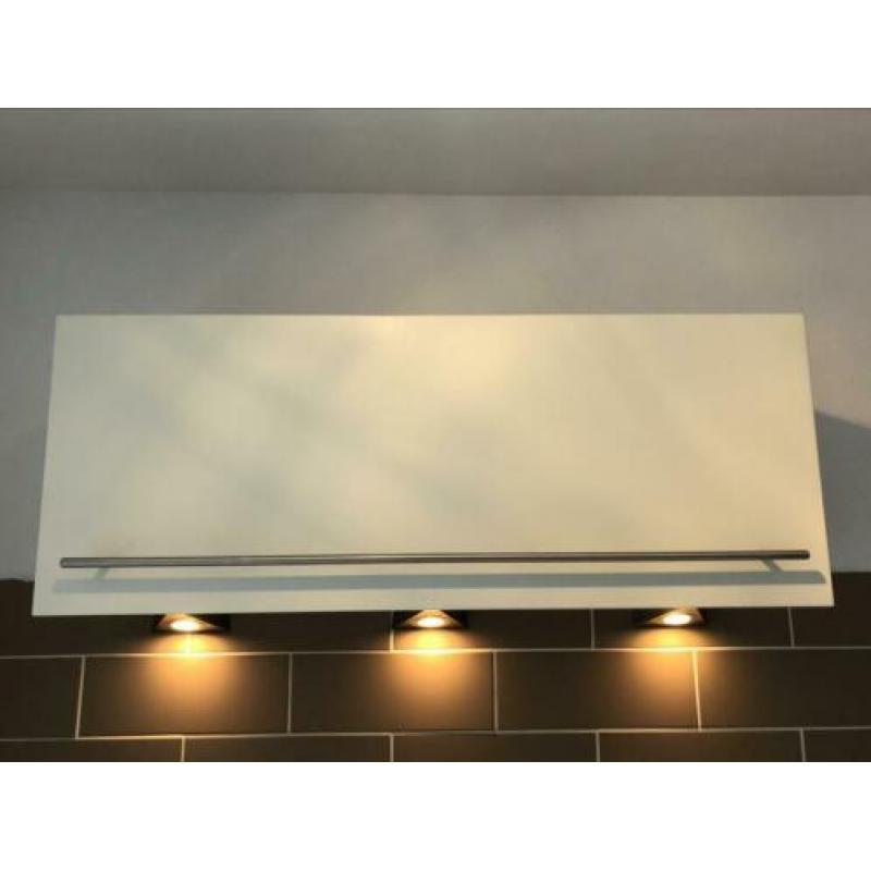 Complete keuken inclusief apparatuur, beschikbaar eind maart