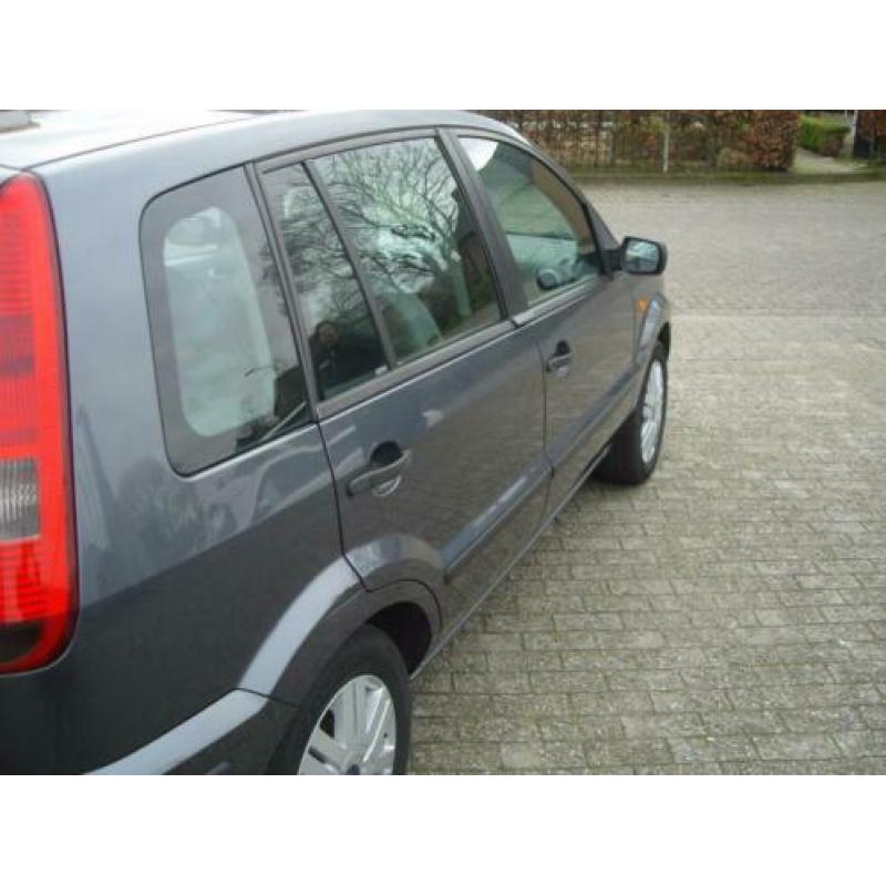 Ford Fusion 1.6-16V Luxury