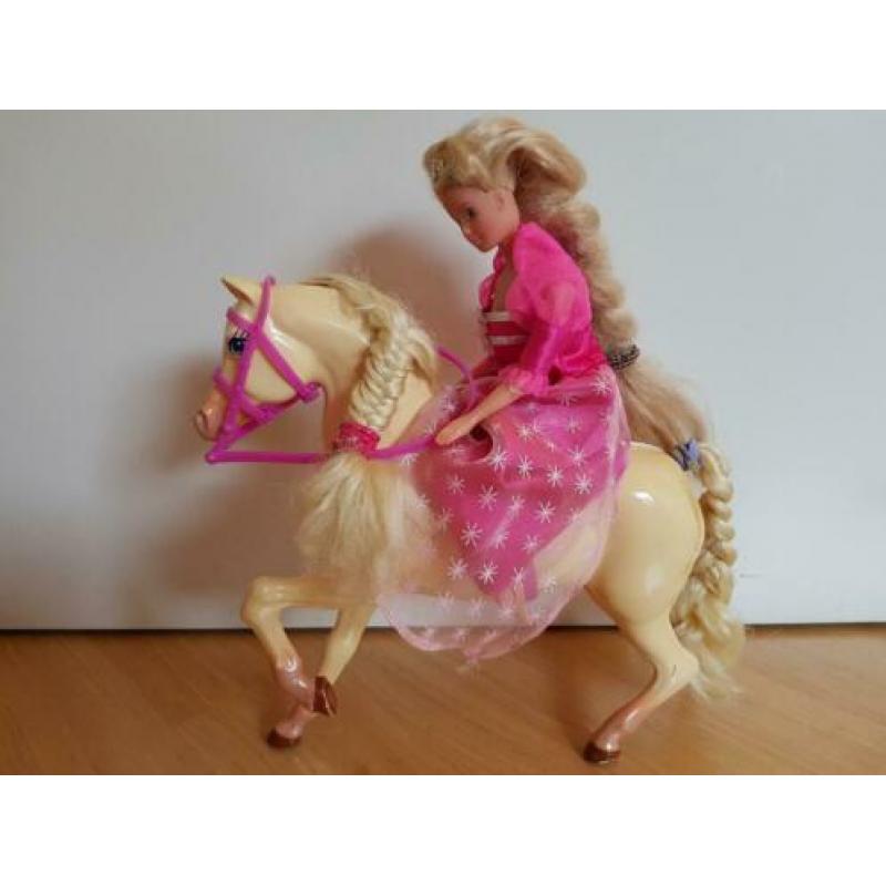 Barbie met paard