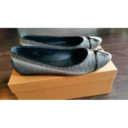 Tod's Pony Laccetto ballerina's zwart/witte streep maat 39,5