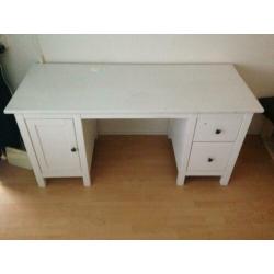 Bureau (wit)