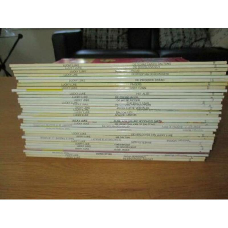 Lucky Luke stripboeken. 35 stuks.
