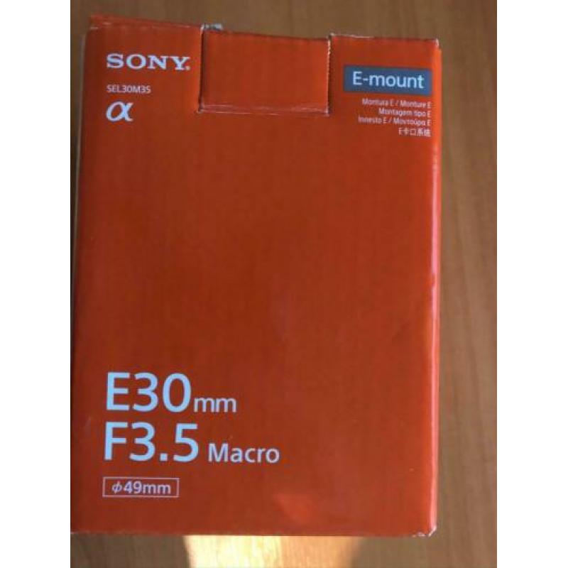 Sony SEL 30mm f/3.5 Macro Nieuw