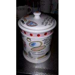 Nieuw Blond Amsterdam Why Be Pretty Make Up Pot Badkamer