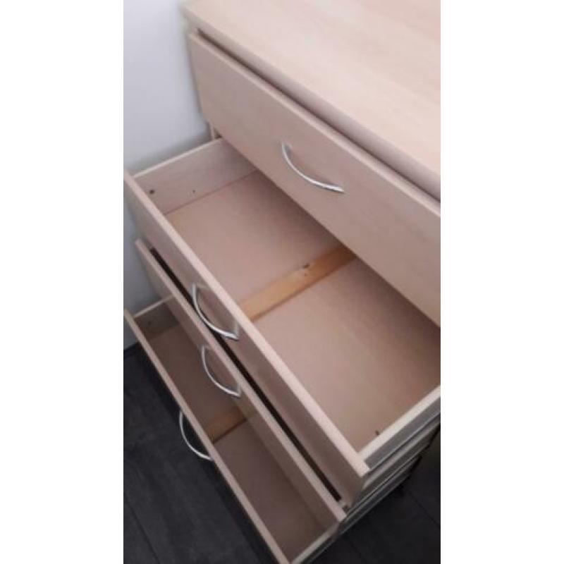 Laden kast