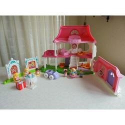 Huis met div little people