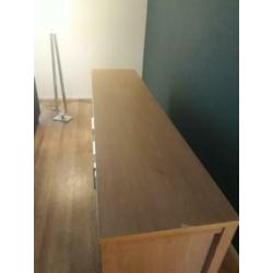 Complete set (dressoir, eettafel, tv kast, salontafel)