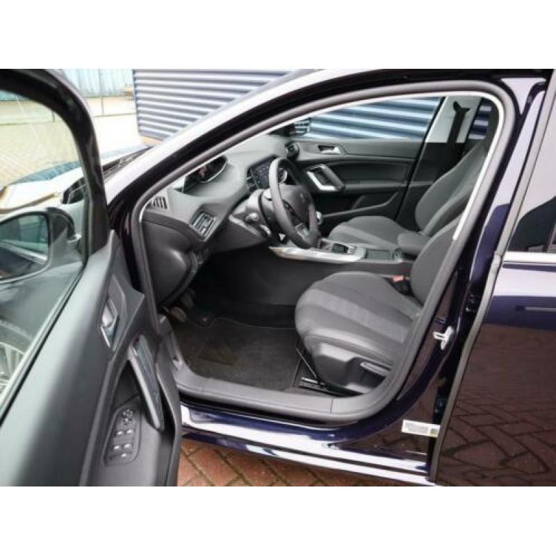 Peugeot 308 308 SW Blue Lease Premium 1.2 PureT 110 | Climat