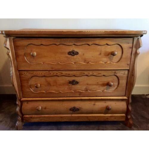 Antieke ladekast commode dressoir