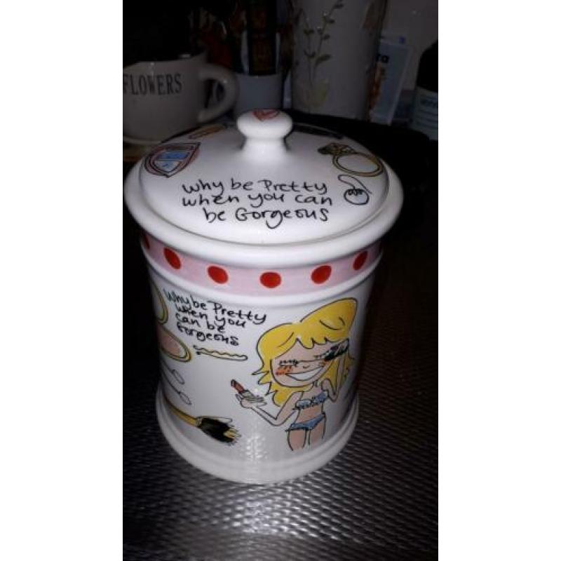 Nieuw Blond Amsterdam Why Be Pretty Make Up Pot Badkamer