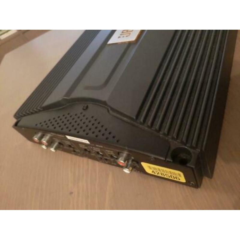 Versterker voor in de auto JBL GT5-A604