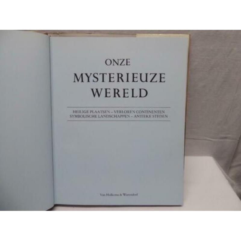 Onze mysterieuze wereld (boek) in zeer nette staat