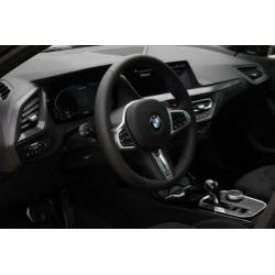 BMW 1 Serie M135i xDrive High Executive | Stuurwielrand verw