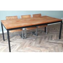 Eettafel Teak