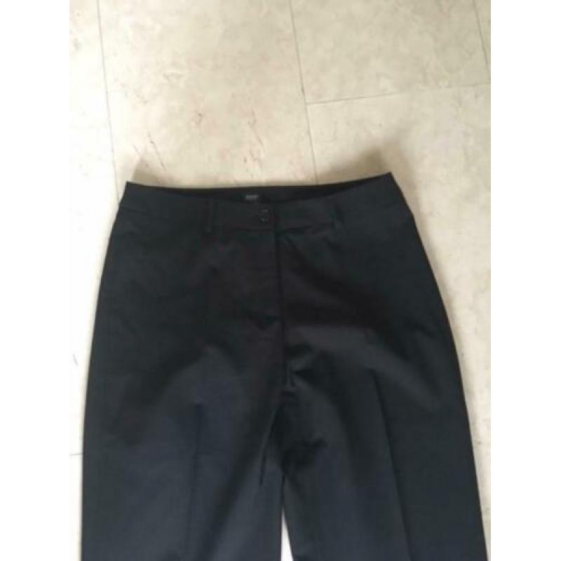 Esprit kostuum maat 42/44 kostuum