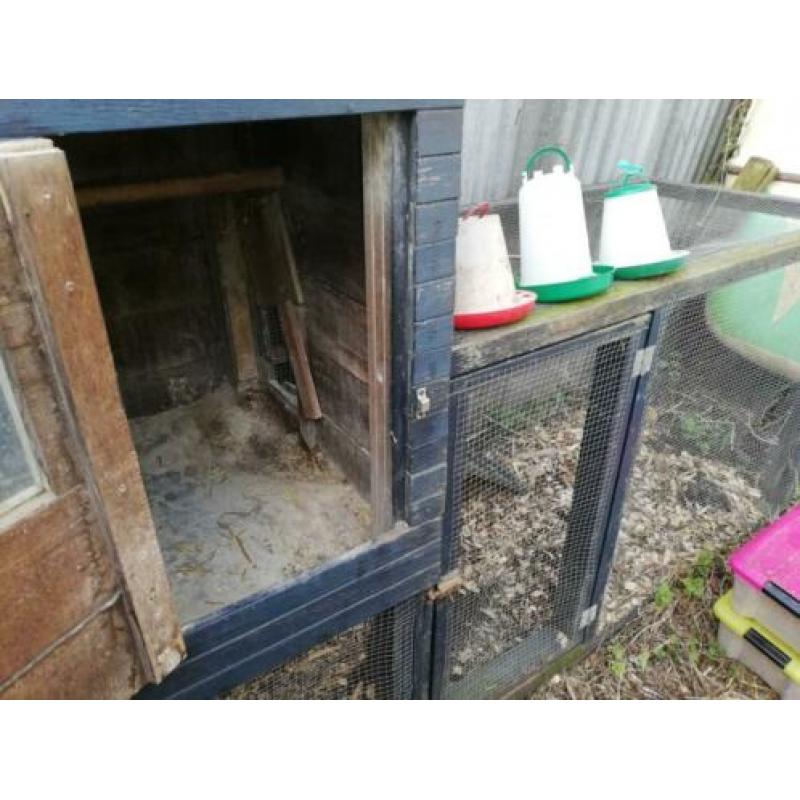 Kippenhok, zeer stevig, met toebehoren