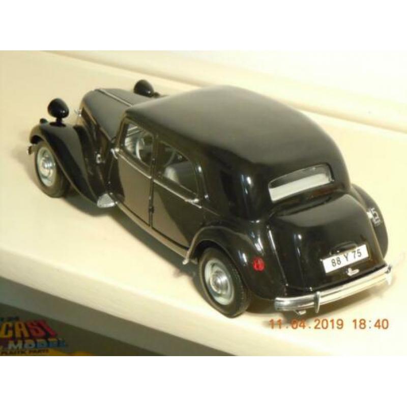 Citroen traction avant.15CV 6 cylinder 1952. Model van het m