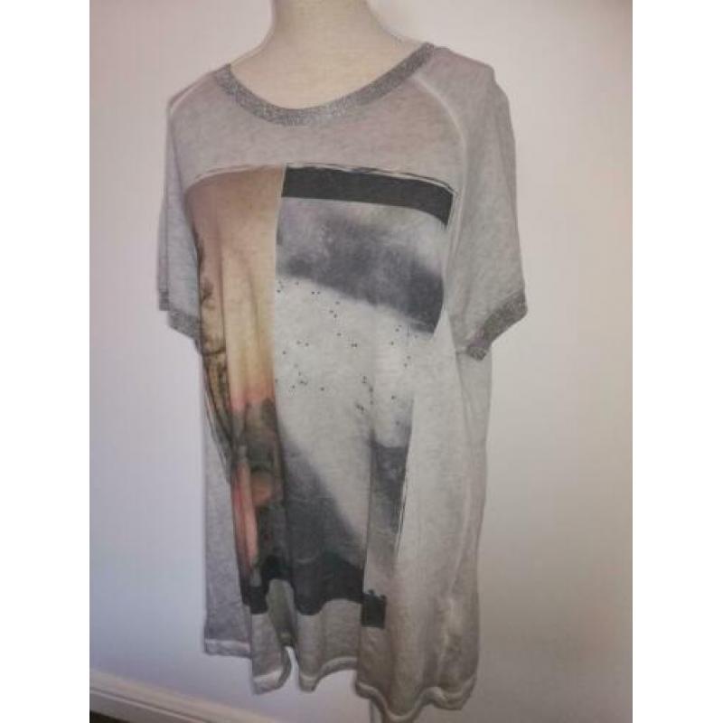 T- shirt maat s kastopruiming alles gaat weg teab